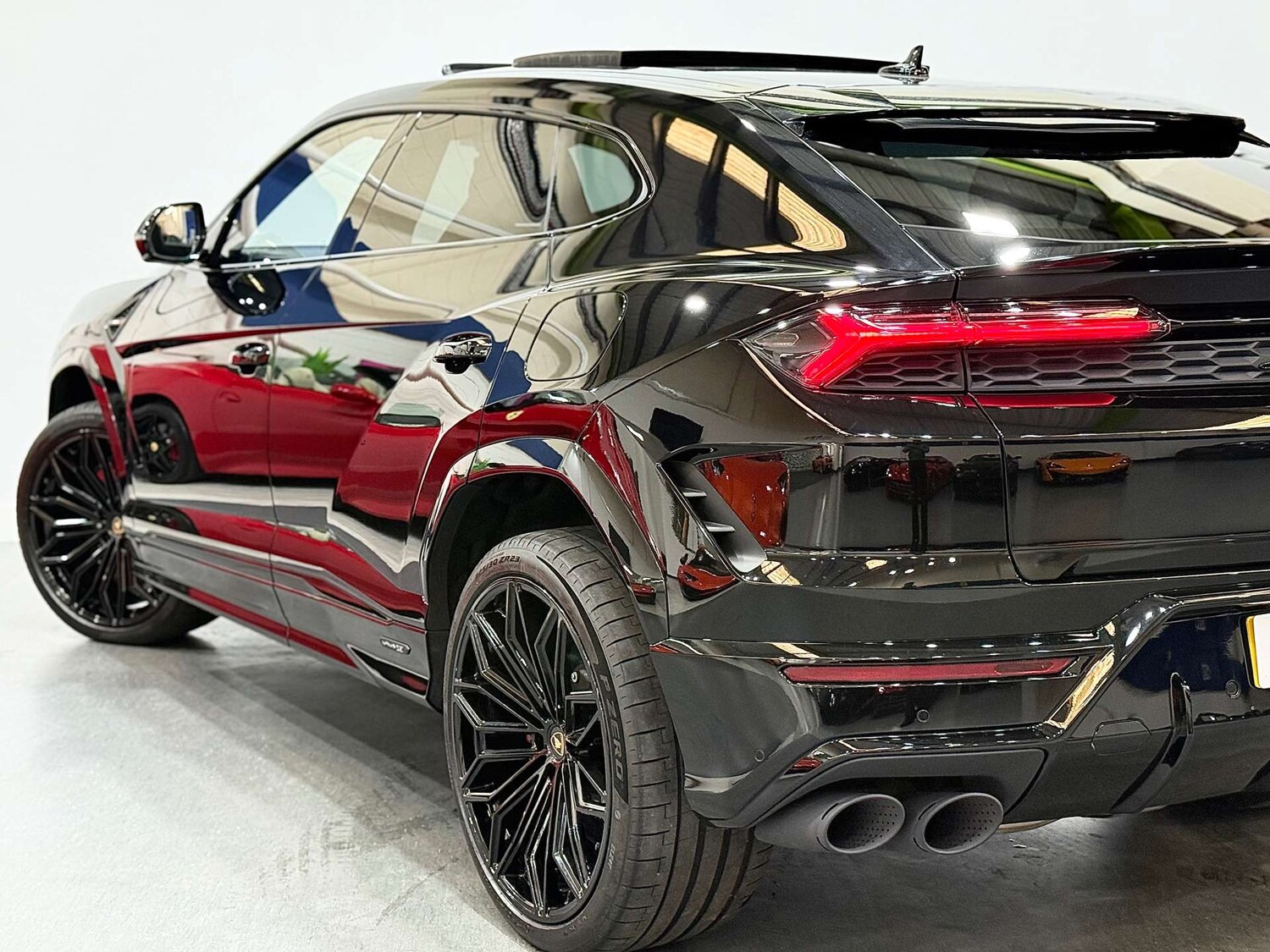 Used Lamborghini Urus 2025 for sale - 76056618: Photo 30