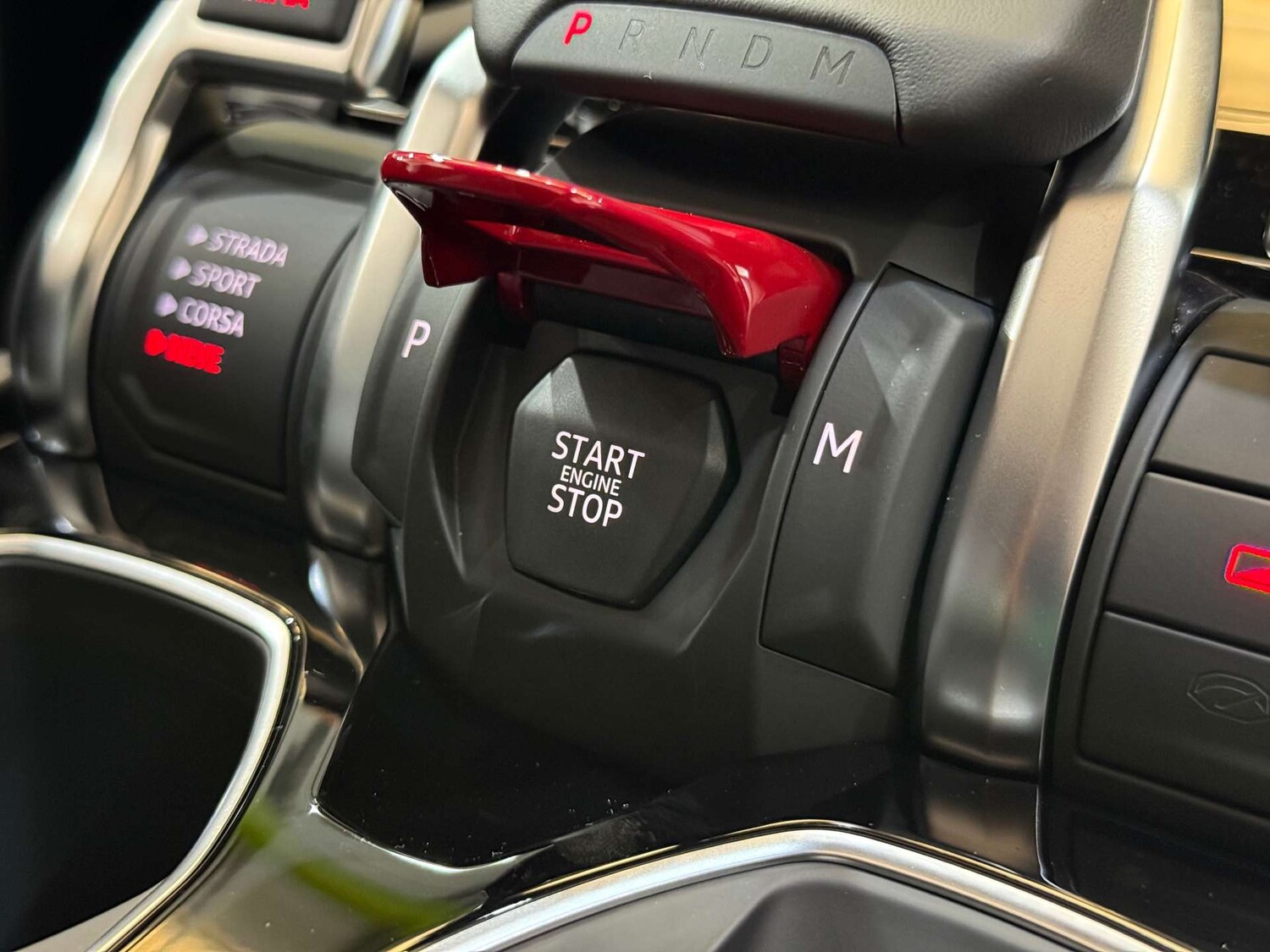 Used Lamborghini Urus 2025 for sale - 76056618: Photo 42