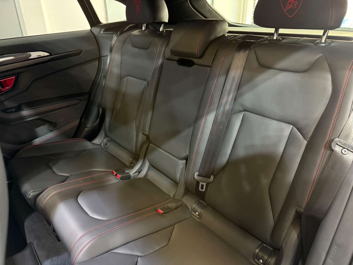 Used Lamborghini Urus 2025 for sale - 76056618: Photo 46