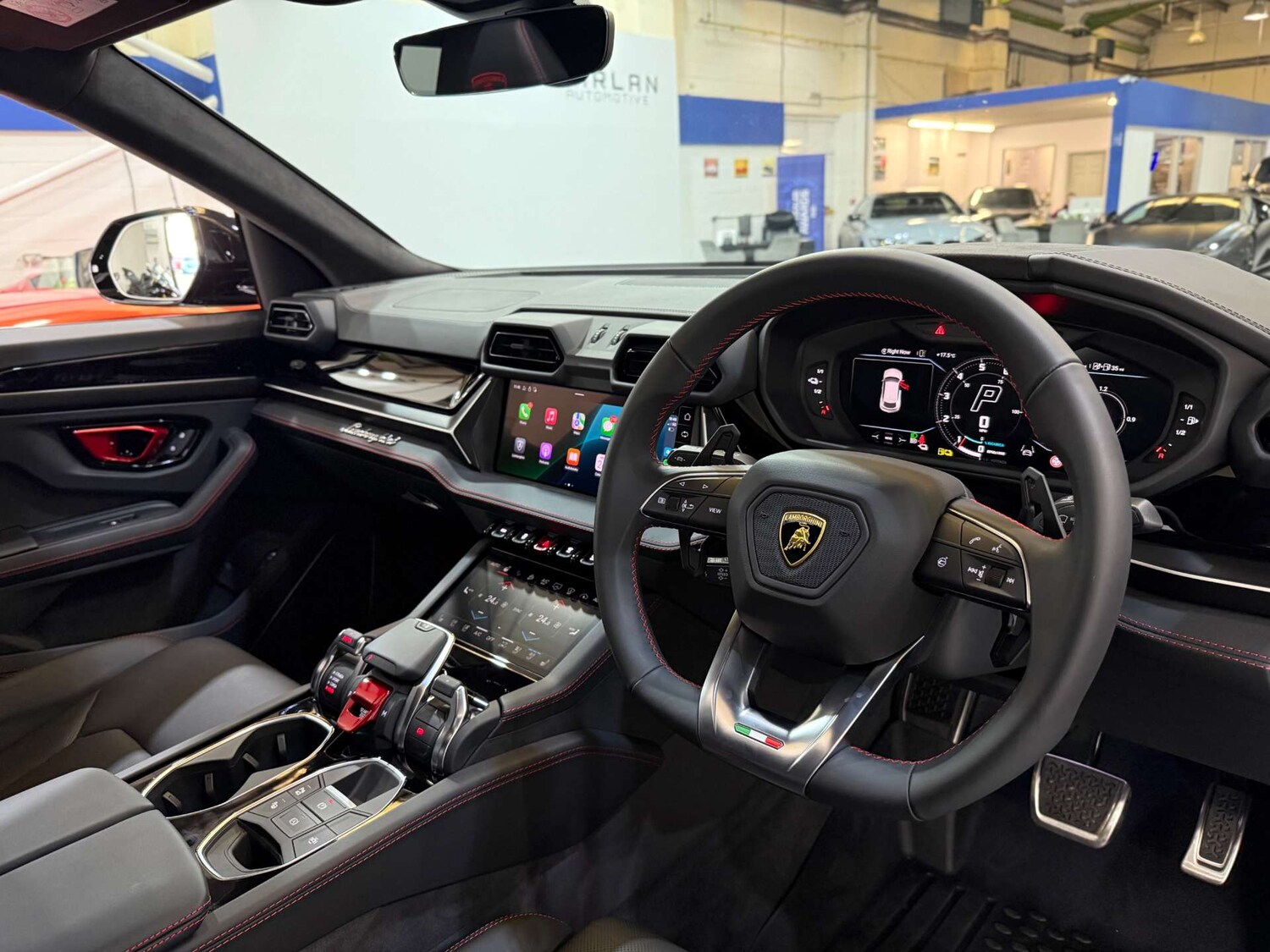 Used Lamborghini Urus 2025 for sale - 76056618: Photo 48