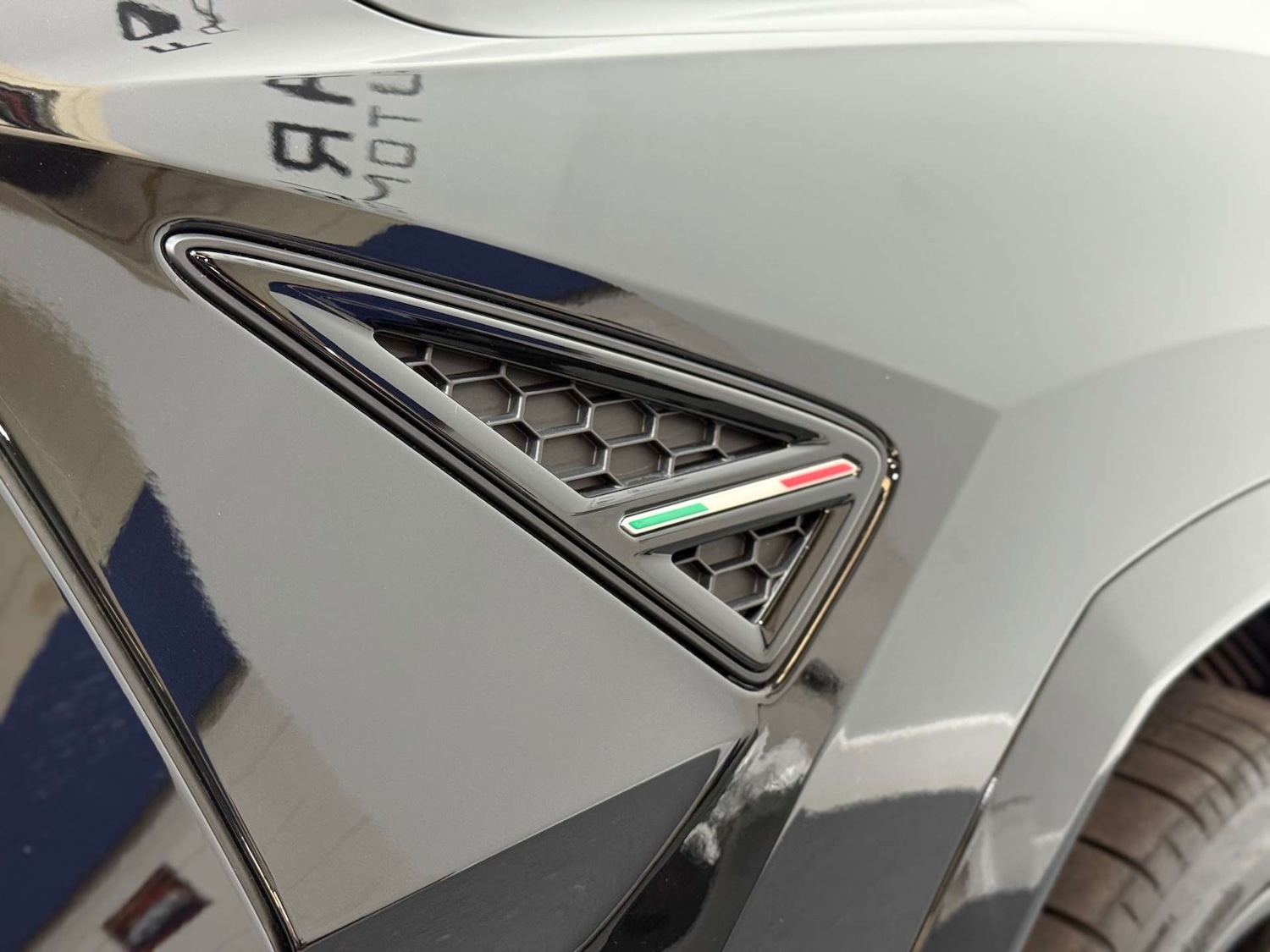 Used Lamborghini Urus 2025 for sale - 76056618: Photo 60