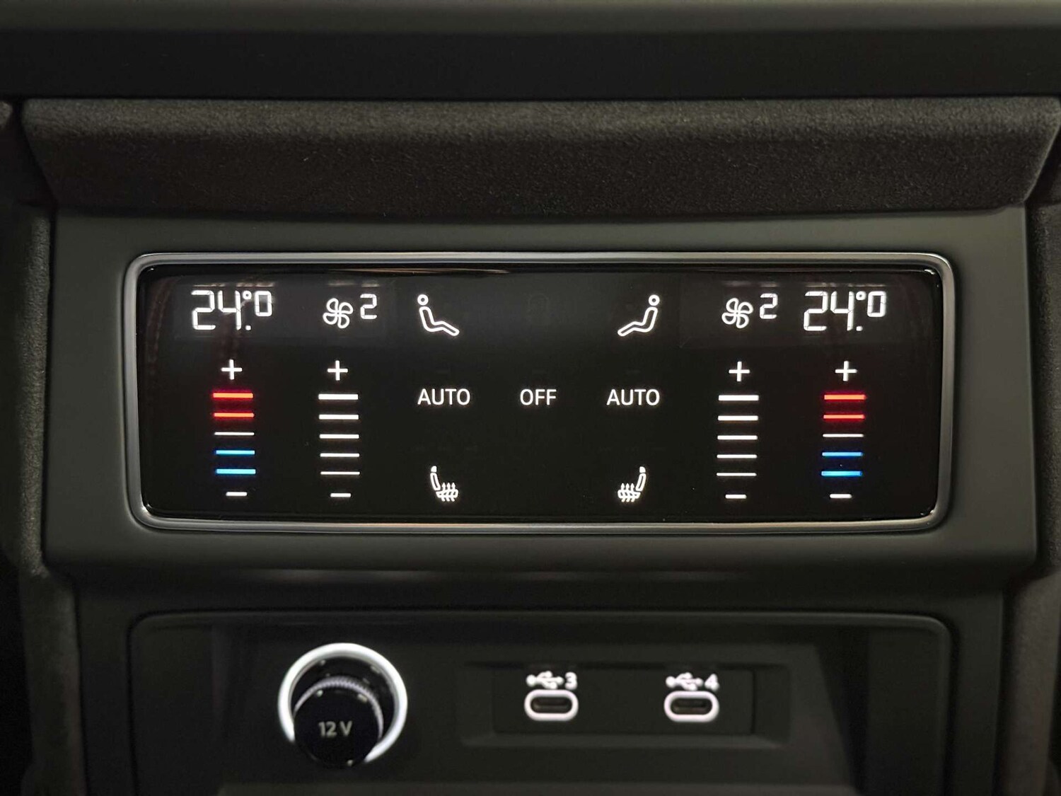 Used Lamborghini Urus 2025 for sale - 76056618: Photo 71