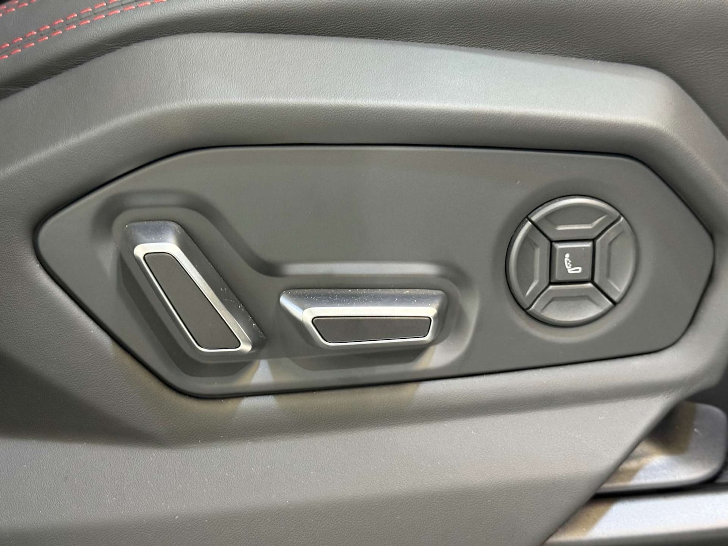 Used Lamborghini Urus 2025 for sale - 76056618: Photo 78