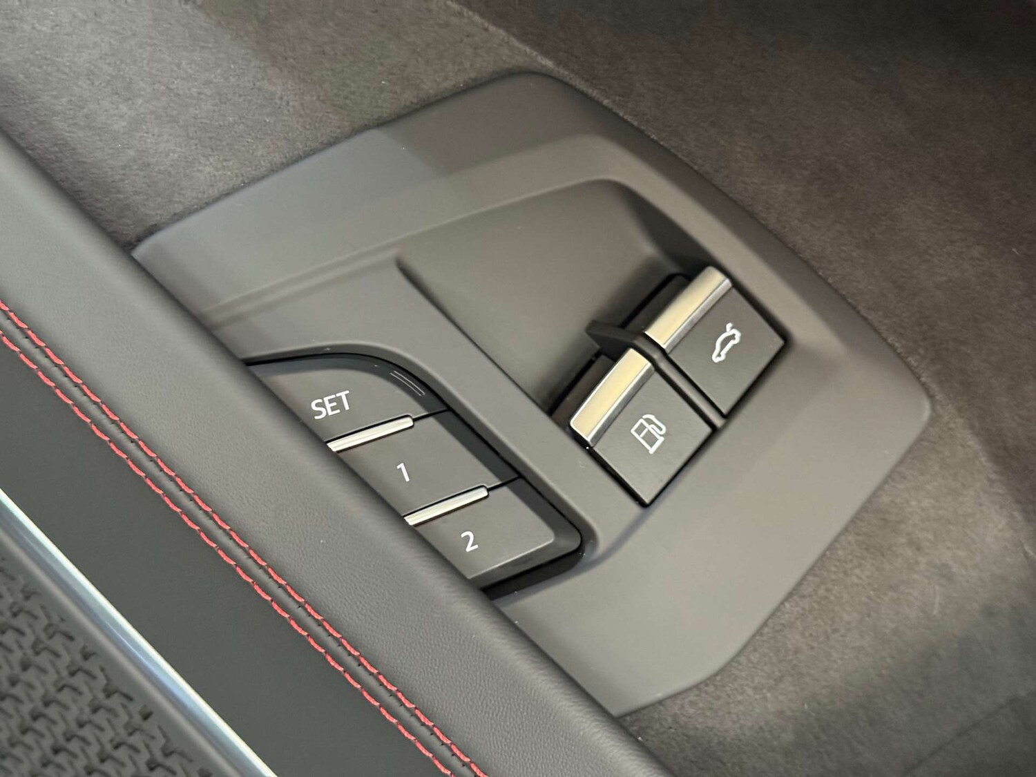 Used Lamborghini Urus 2025 for sale - 76056618: Photo 79