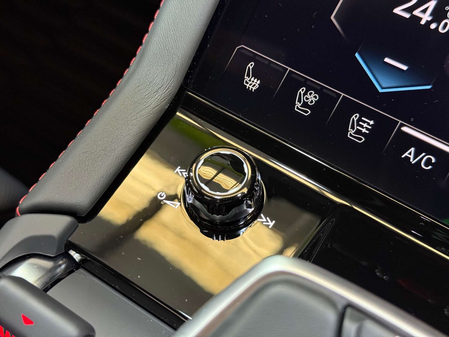 Used Lamborghini Urus 2025 for sale - 76056618: Photo 83