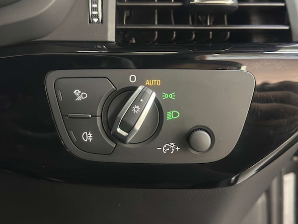 Used Audi A4 2018 for sale - 76301963: Photo 50