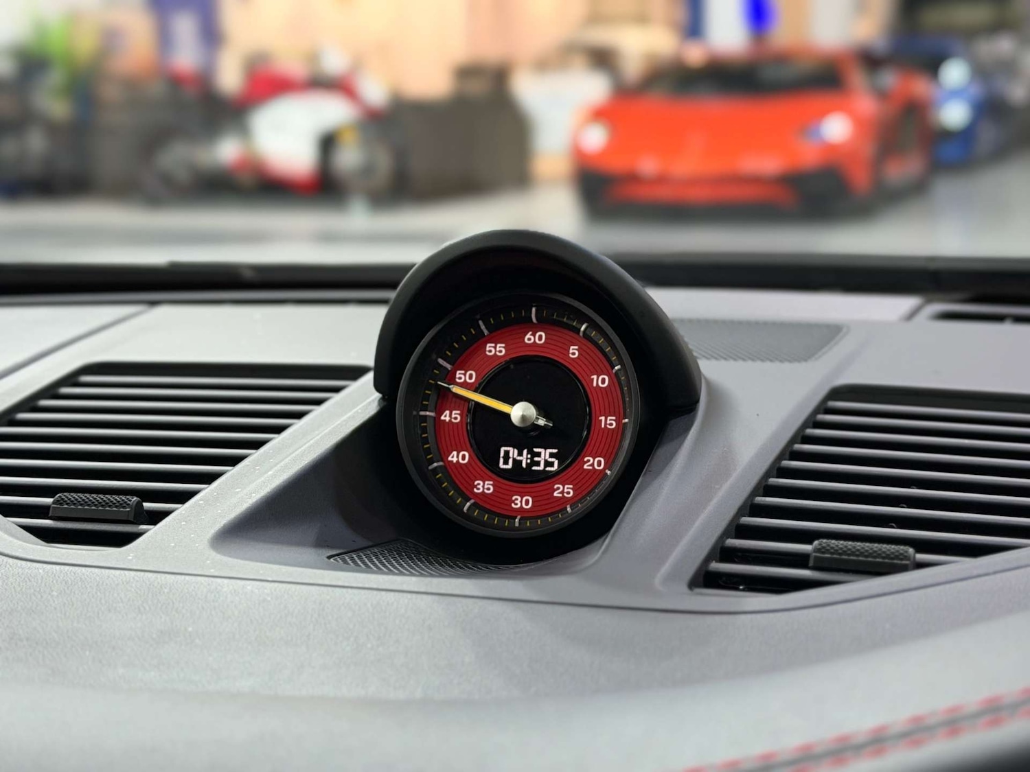 Used Porsche 911 2023 for sale - 76274207: Photo 40