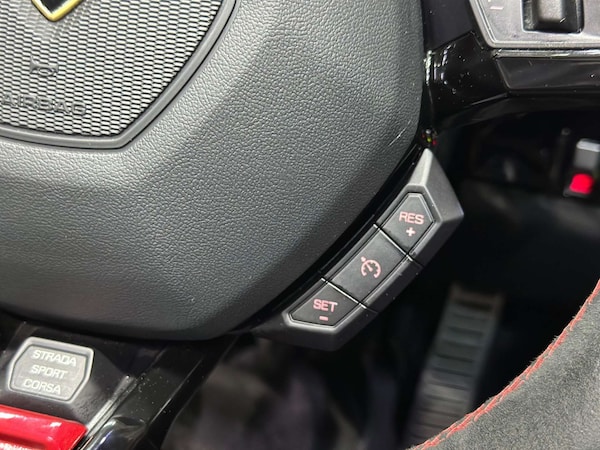 Used Lamborghini Huracan 2019 for sale - 76005088: Photo 19