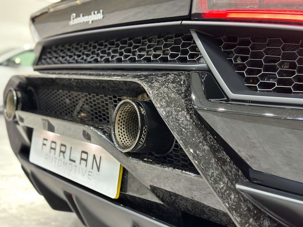 Used Lamborghini Huracan 2019 for sale - 76005088: Photo 31