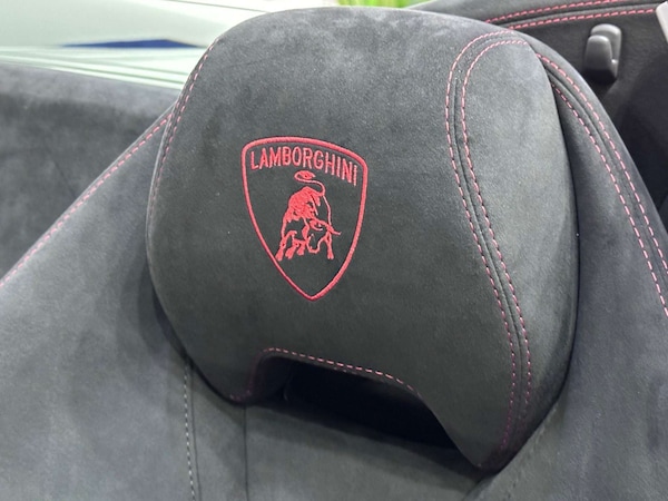 Used Lamborghini Huracan 2019 for sale - 76005088: Photo 38