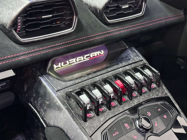 Used Lamborghini Huracan 2019 for sale - 76005088: Photo 43