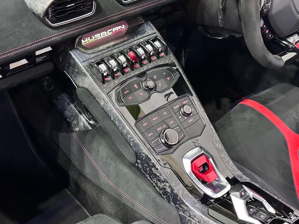 Used Lamborghini Huracan 2019 for sale - 76005088: Photo 44