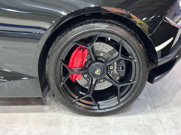 Used Lamborghini Huracan 2019 for sale - 76005088: Photo 45