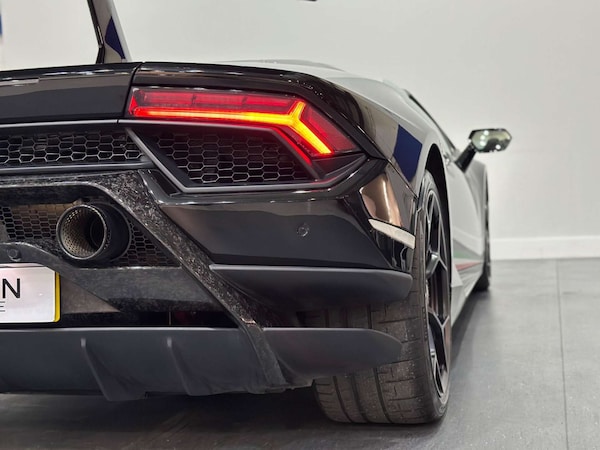 Used Lamborghini Huracan 2019 for sale - 76005088: Photo 55