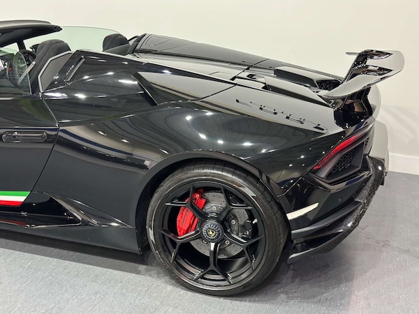 Used Lamborghini Huracan 2019 for sale - 76005088: Photo 65