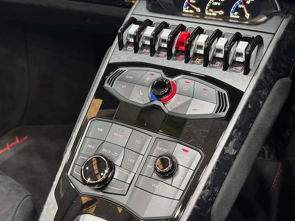 Used Lamborghini Huracan 2019 for sale - 76005088: Photo 92