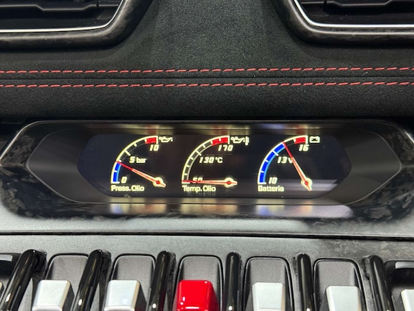 Used Lamborghini Huracan 2019 for sale - 76005088: Photo 96