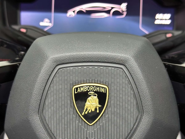 Used Lamborghini Huracan 2019 for sale - 76005088: Photo 9