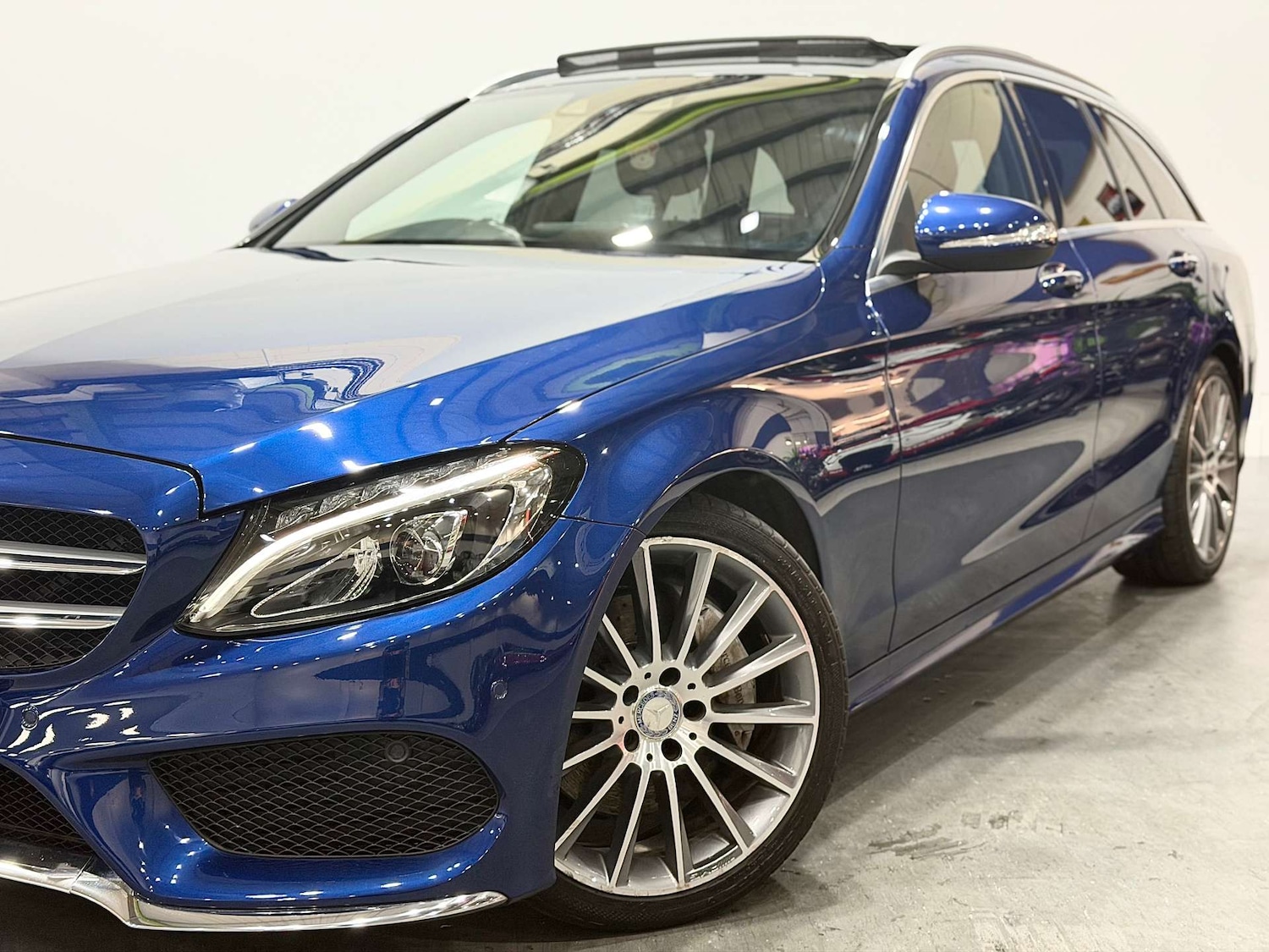 Used Mercedes-Benz C Class 2015 for sale - 76407037: Photo 17