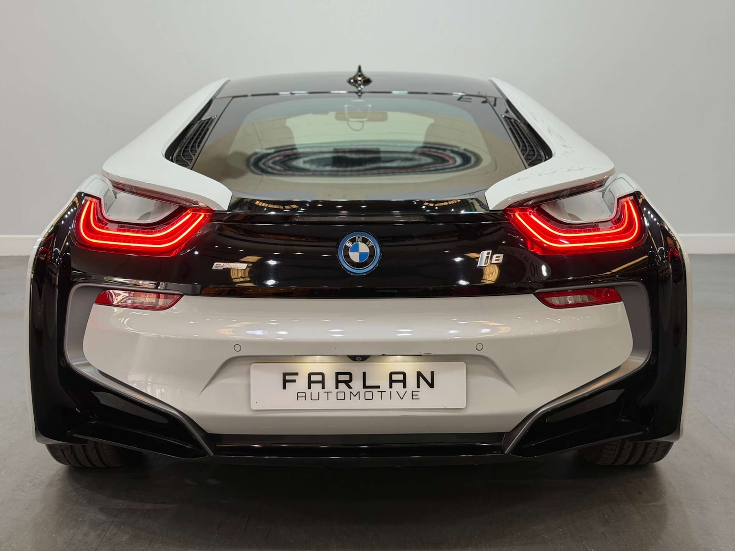 Used BMW i8 2014 for sale - 76735835: Photo 3