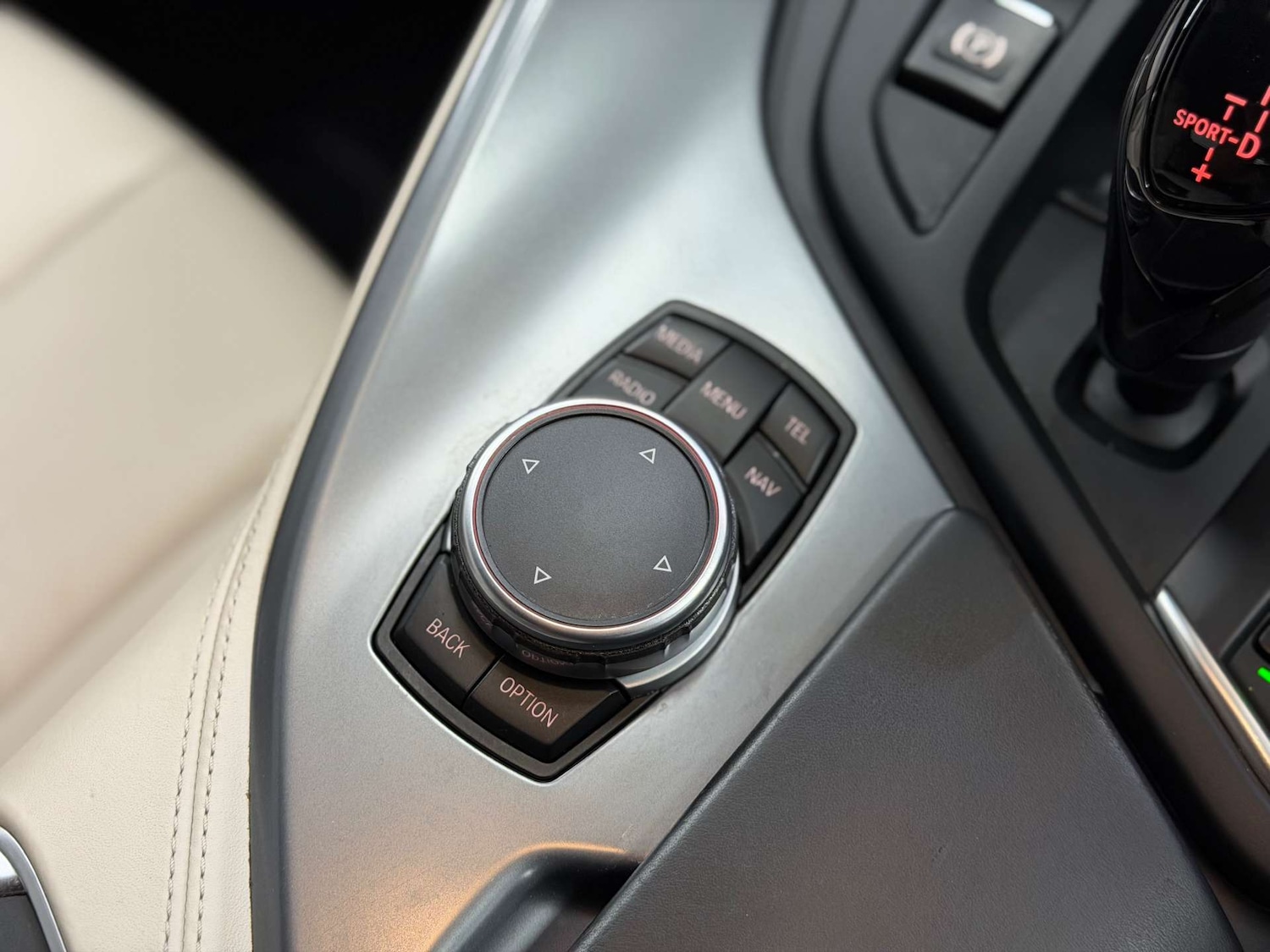 Used BMW i8 2014 for sale - 76735835: Photo 41