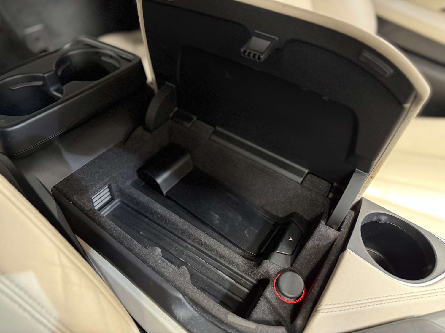 Used BMW i8 2014 for sale - 76735835: Photo 54