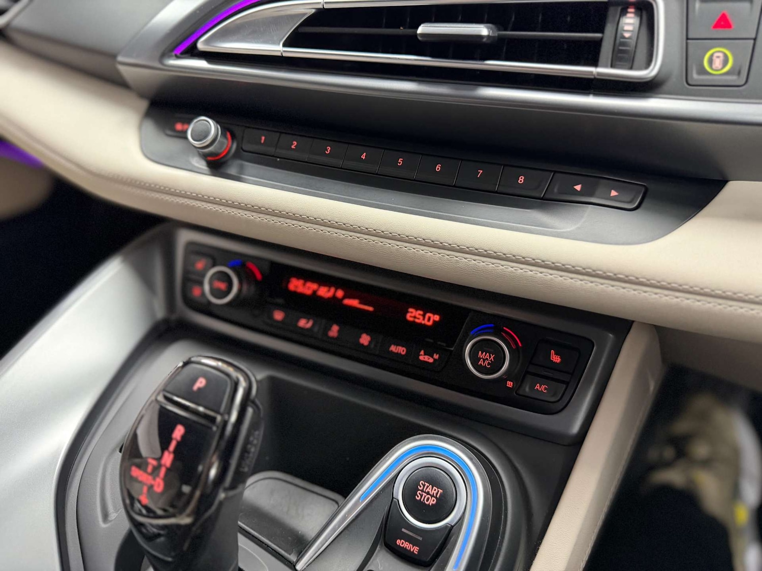 Used BMW i8 2014 for sale - 76735835: Photo 55