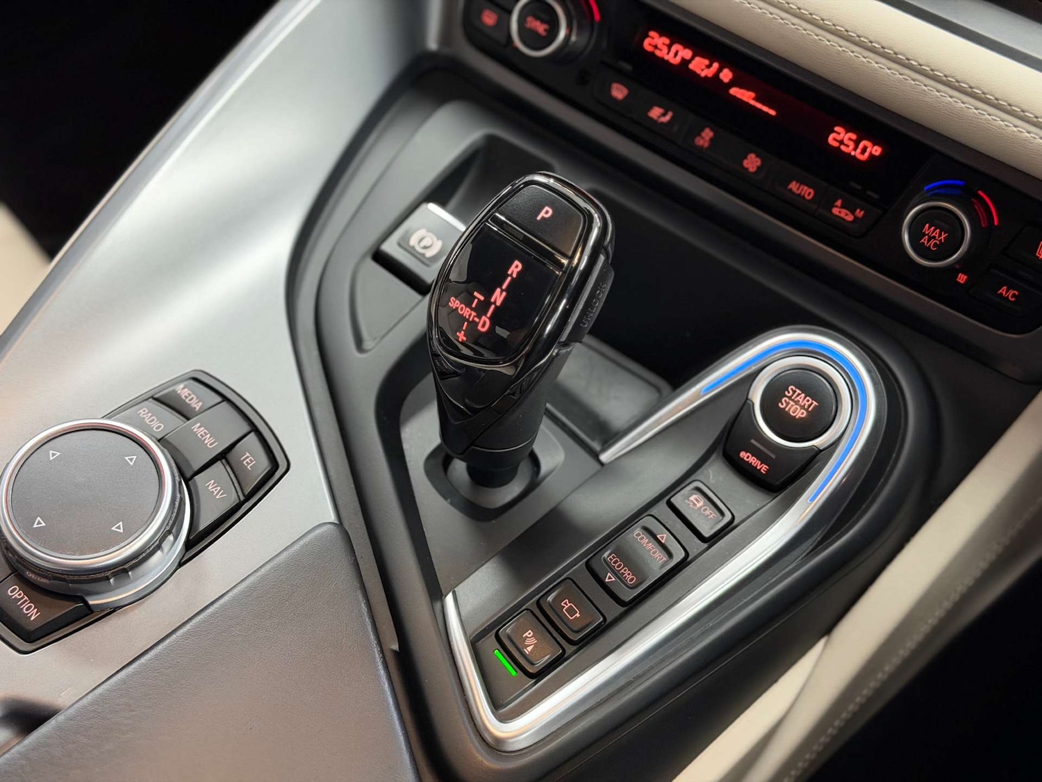 Used BMW i8 2014 for sale - 76735835: Photo 56