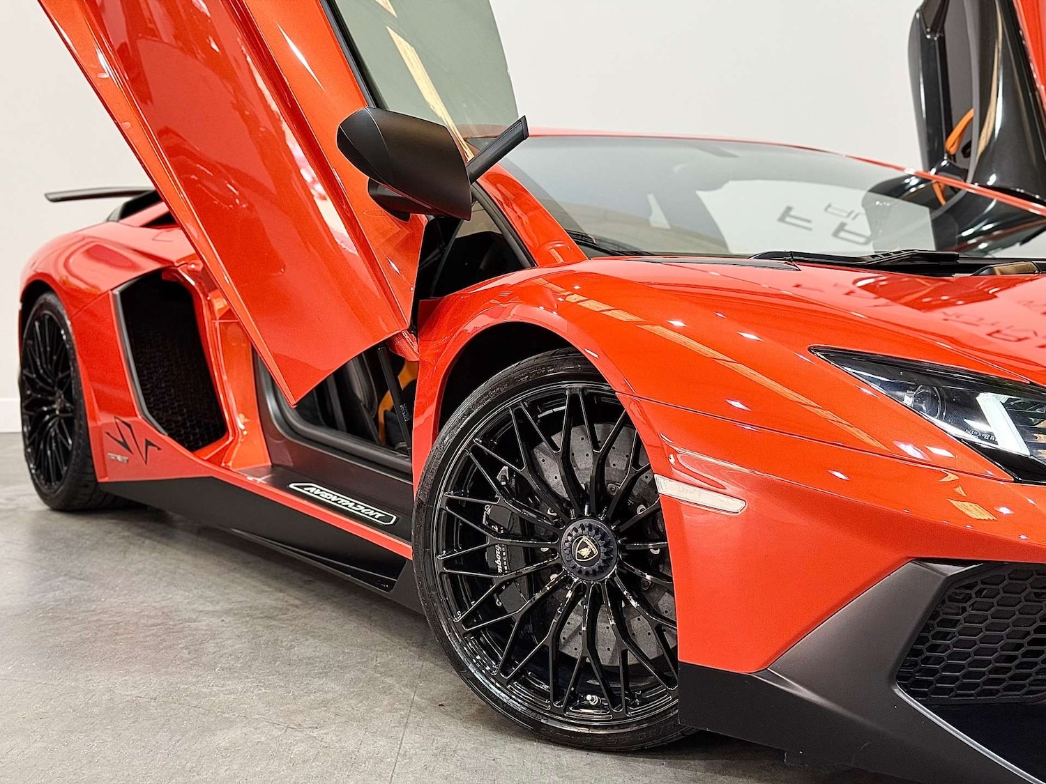 Used Lamborghini Aventador 2017 for sale - 76277593: Photo 11