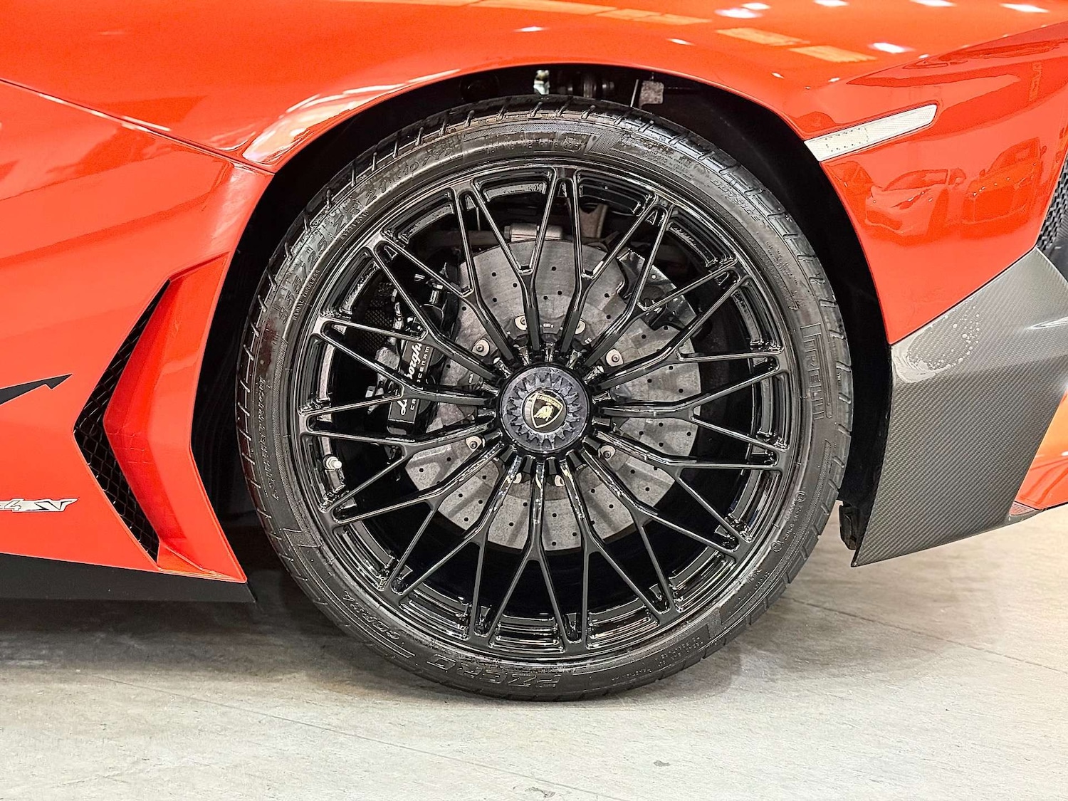 Used Lamborghini Aventador 2017 for sale - 76277593: Photo 33