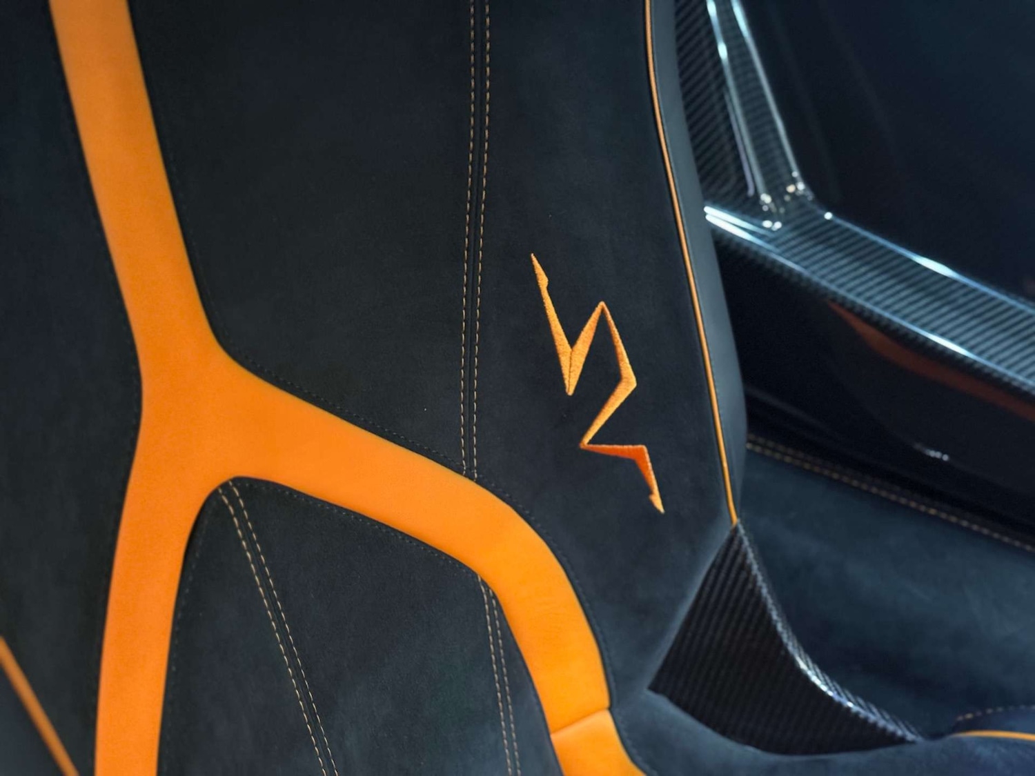 Used Lamborghini Aventador 2017 for sale - 76277593: Photo 38