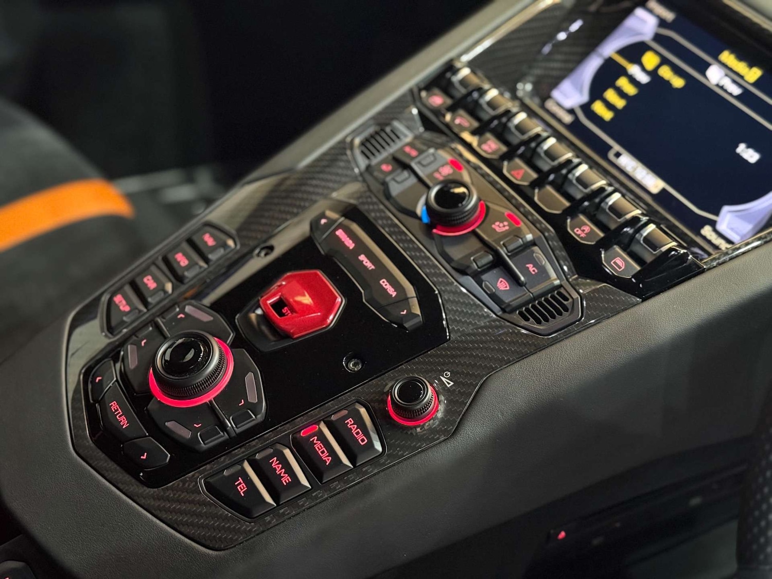 Used Lamborghini Aventador 2017 for sale - 76277593: Photo 61