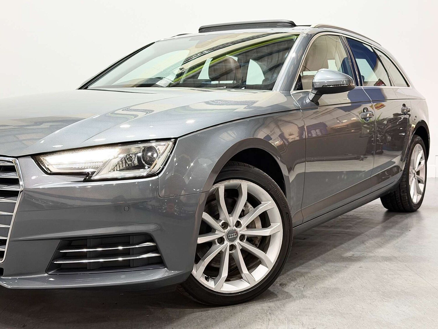 Used Audi A4 2017 for sale - 76547274: Photo 12