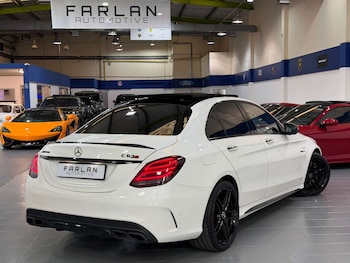 Used Mercedes-Benz C-Class 2017 for sale - 76198693: Photo 4