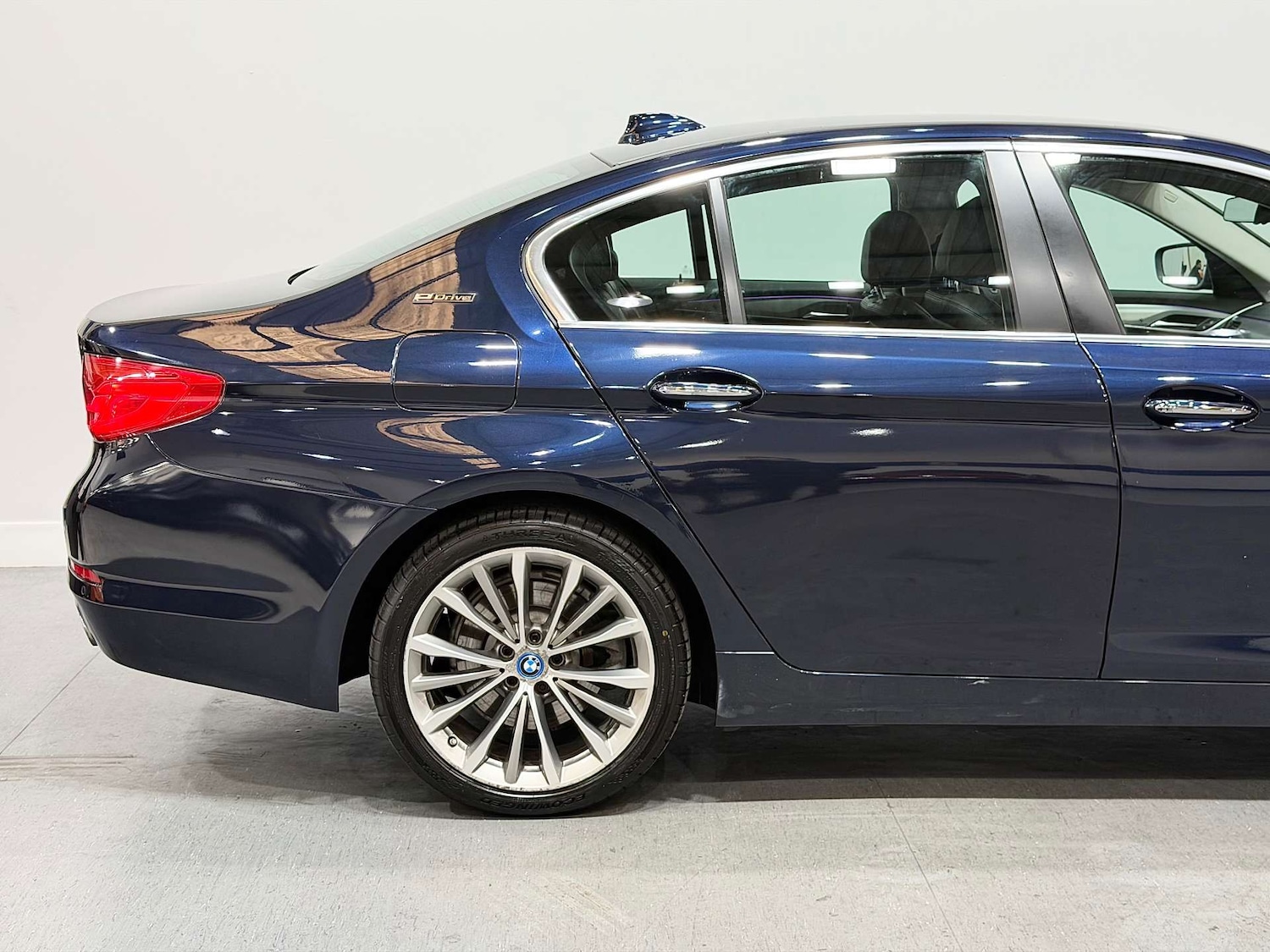 Used BMW 5 Series 2017 for sale - 76479000: Photo 16