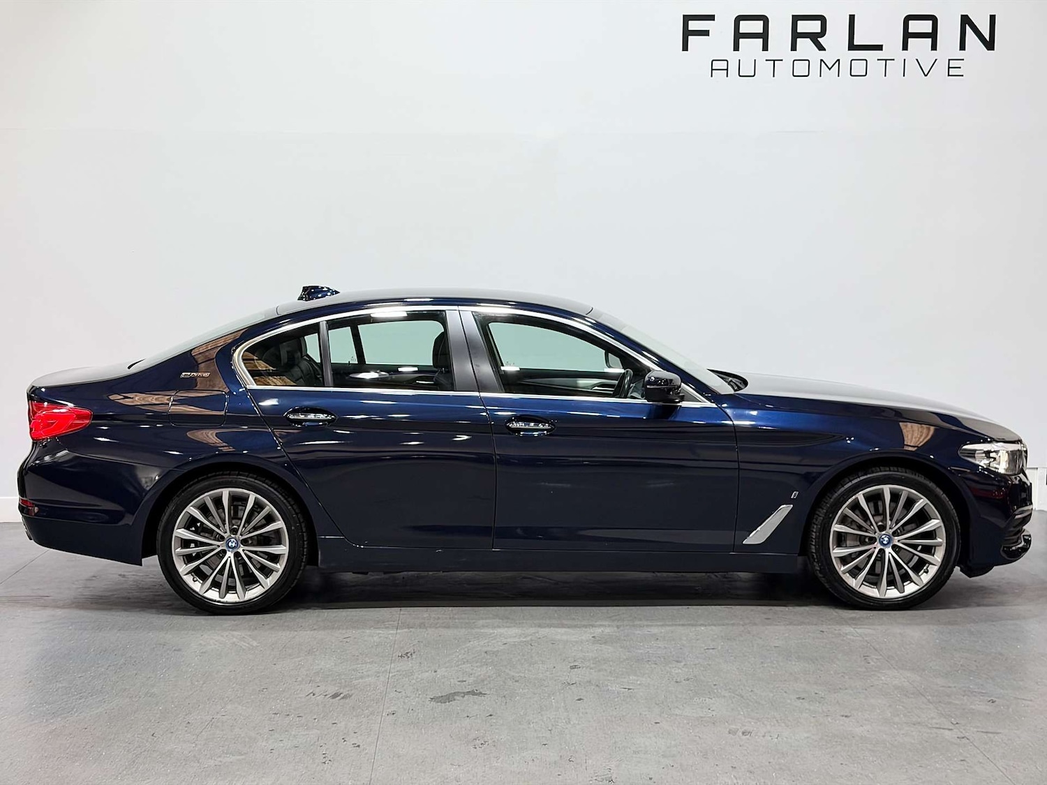 Used BMW 5 Series 2017 for sale - 76479000: Photo 18