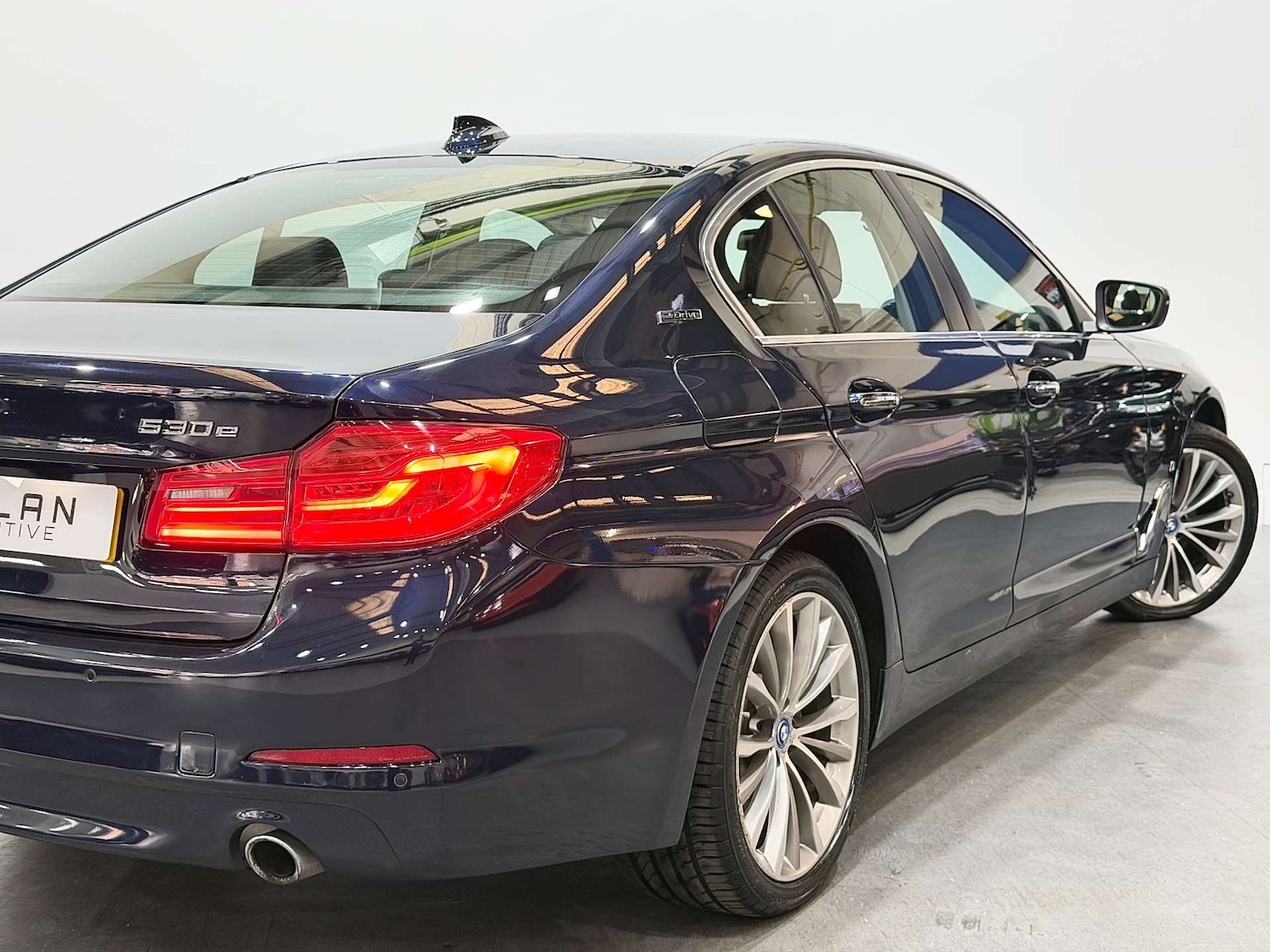 Used BMW 5 Series 2017 for sale - 76479000: Photo 31