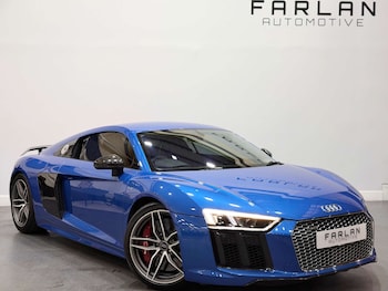 2016 - 5.2 FSI V10 Plus Coupe 2dr Petrol S Tronic quattro Euro 6 (s/s) (610 ps)