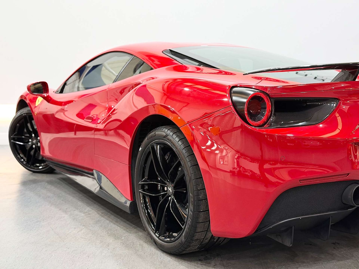 Used Ferrari 488 2017 for sale - 76601645: Photo 26
