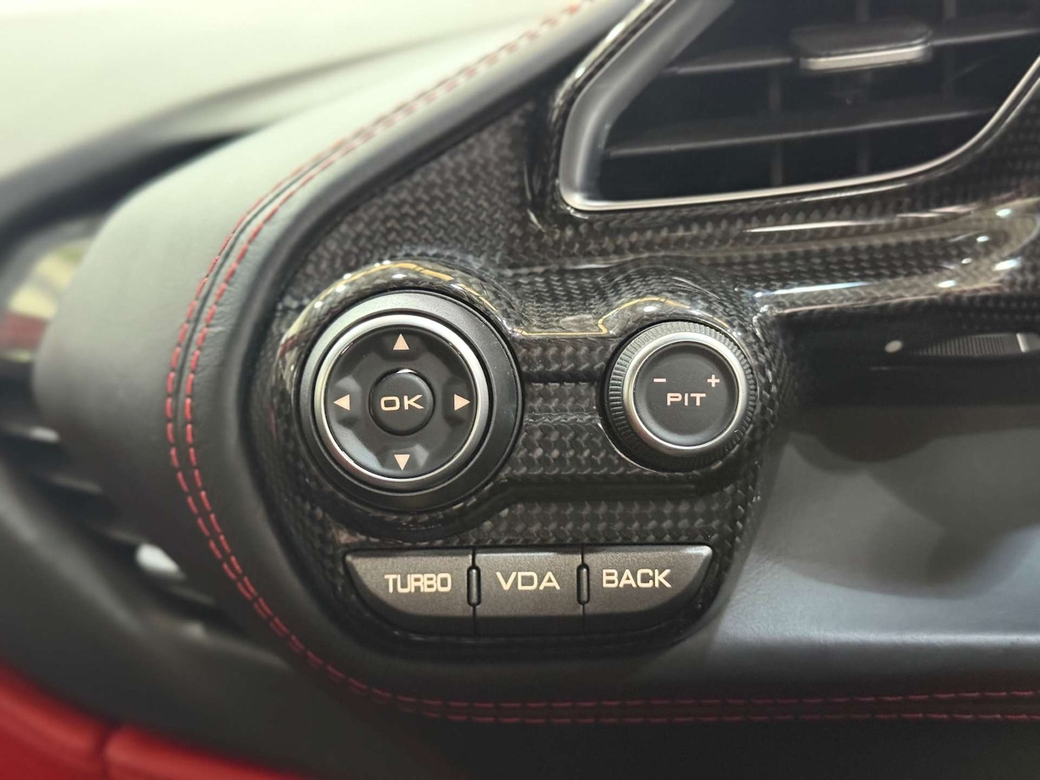 Used Ferrari 488 2017 for sale - 76601645: Photo 46