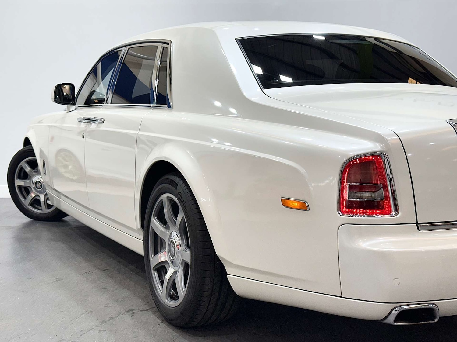 Used Rolls-Royce Phantom 2012 for sale - 76602098: Photo 23