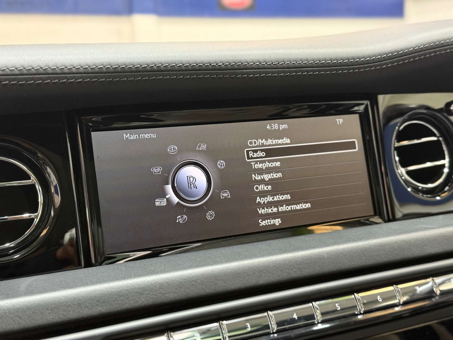 Used Rolls-Royce Phantom 2012 for sale - 76602098: Photo 39