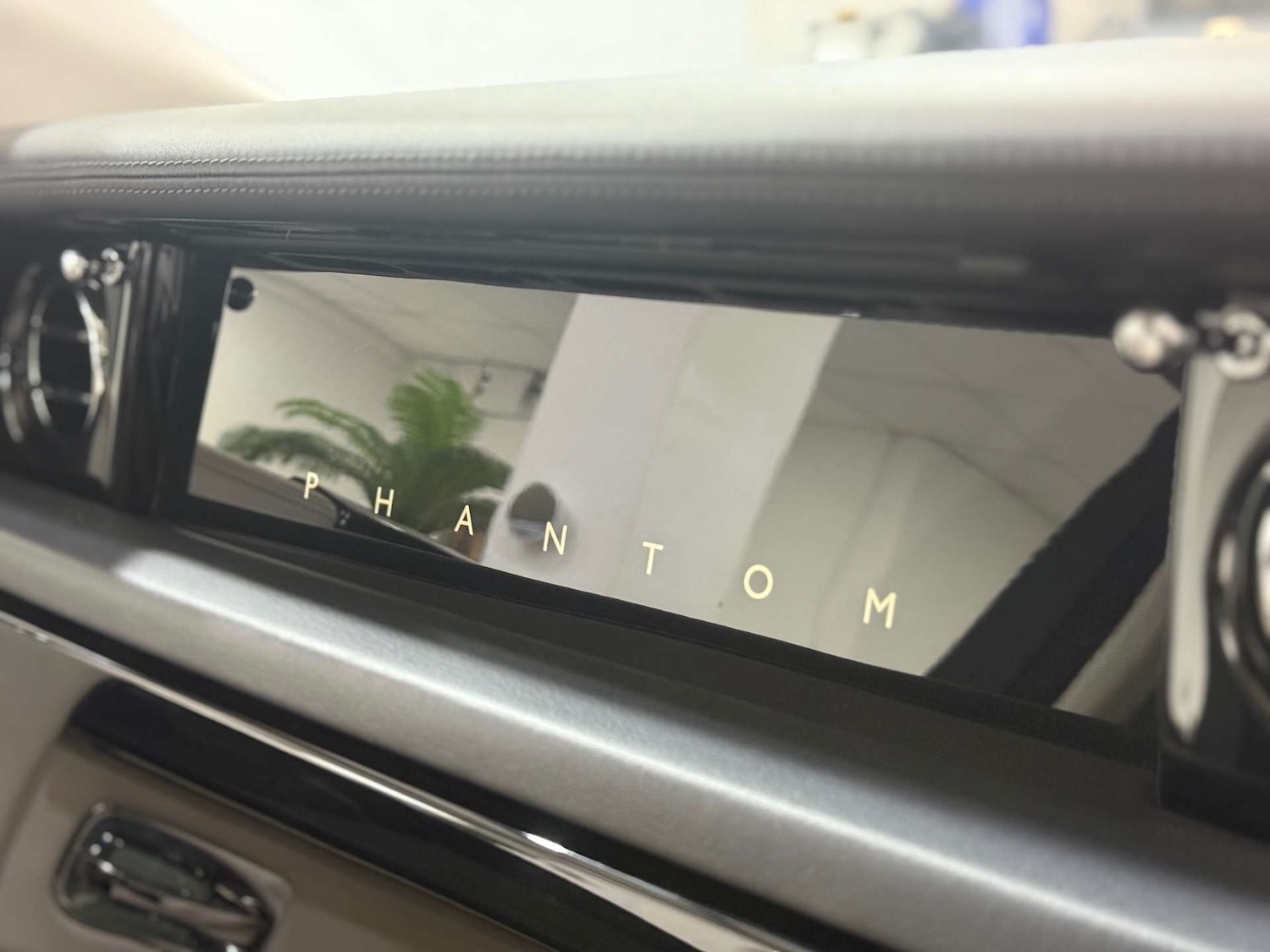 Used Rolls-Royce Phantom 2012 for sale - 76602098: Photo 61