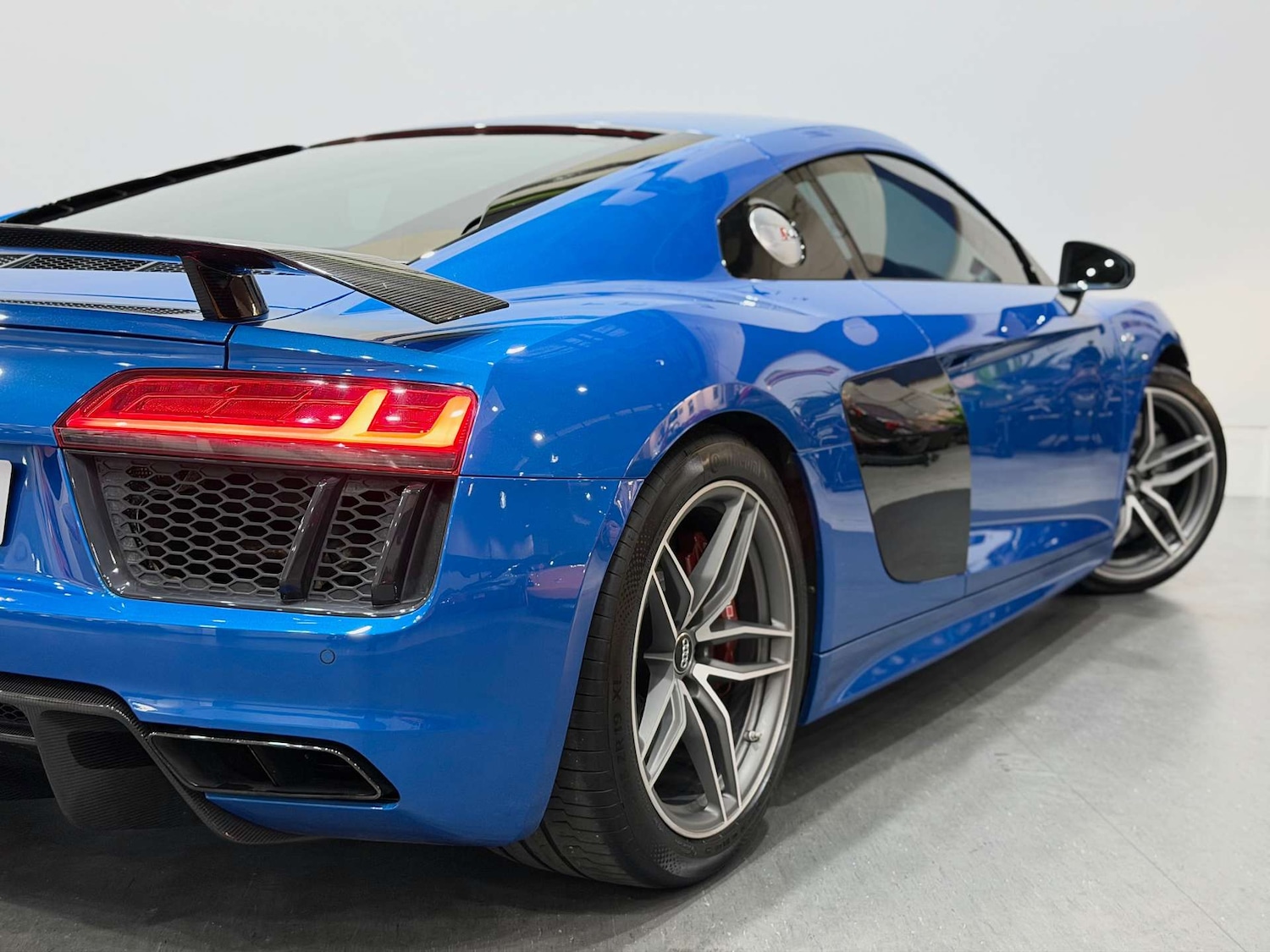 Used Audi R8 2016 for sale - 76602054: Photo 32