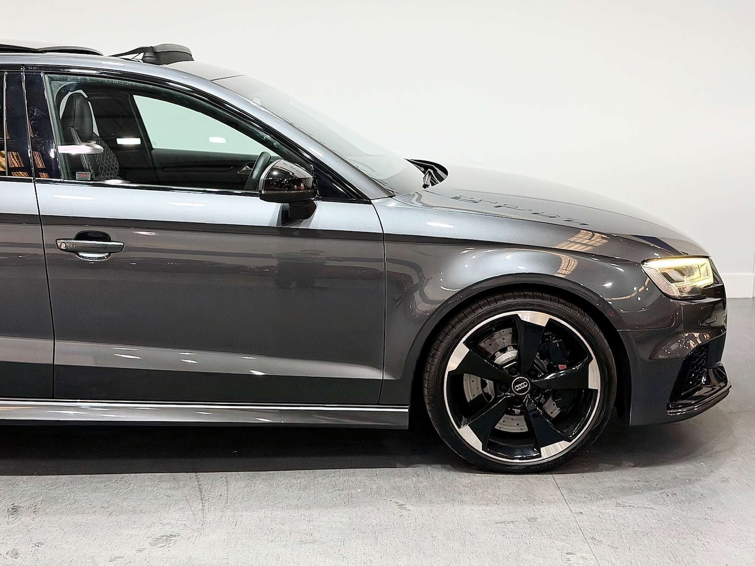 Used Audi RS3 2019 for sale - 76565668: Photo 17