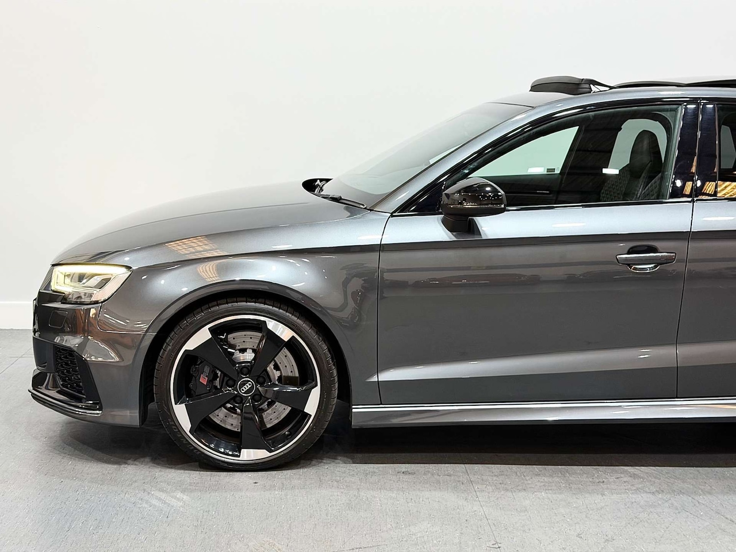 Used Audi RS3 2019 for sale - 76565668: Photo 19