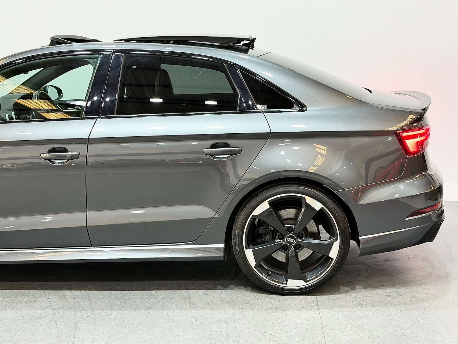 Used Audi RS3 2019 for sale - 76565668: Photo 20