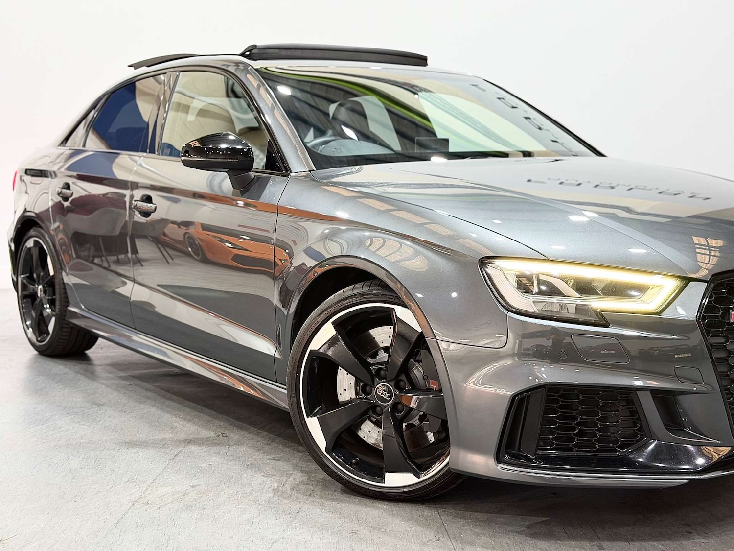 Used Audi RS3 2019 for sale - 76565668: Photo 8