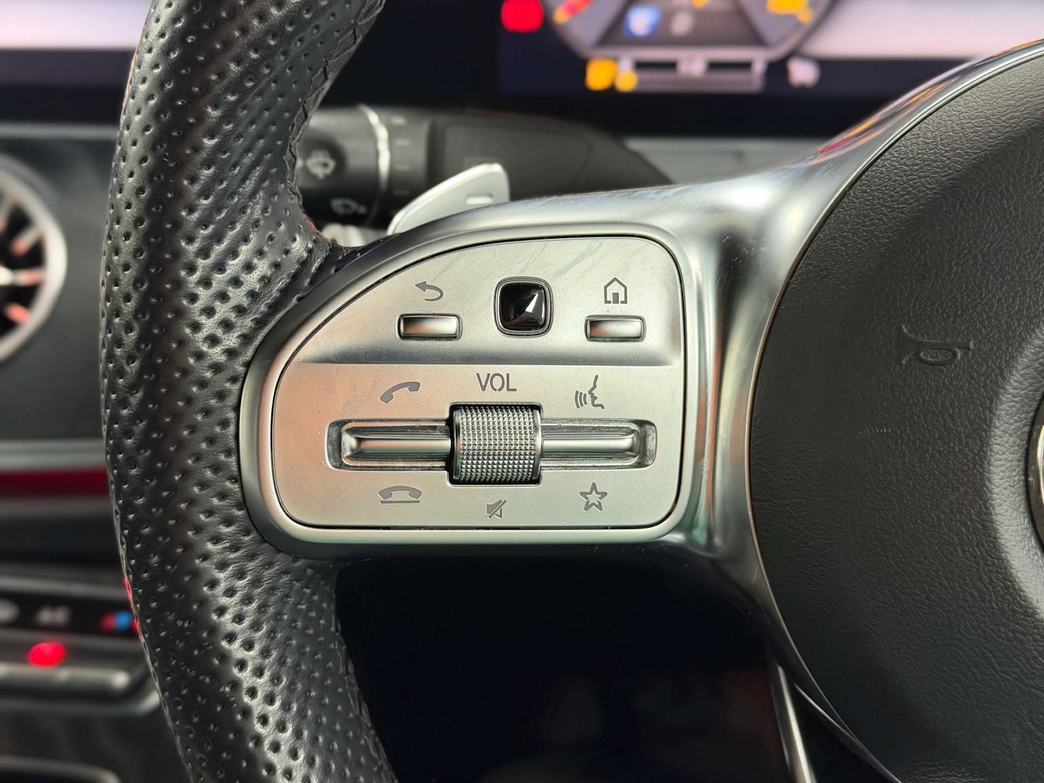 Used Mercedes-Benz E Class 2019 for sale - 76356030: Photo 31