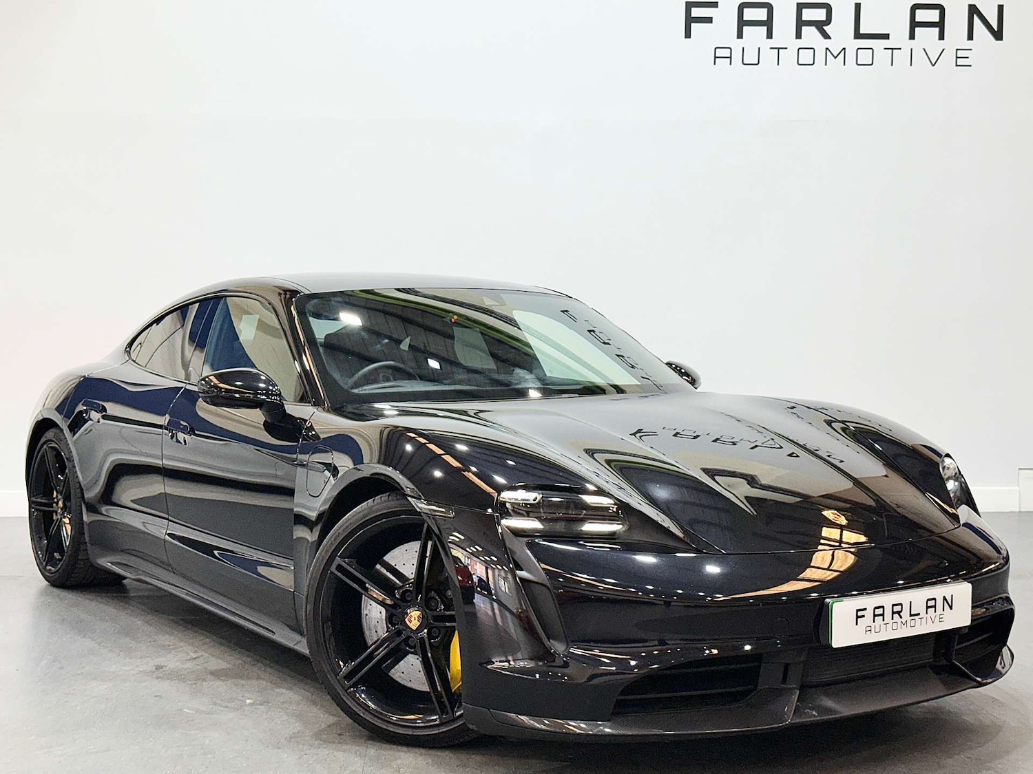 Used Porsche Taycan 2021 for sale - 76009027: Photo 1
